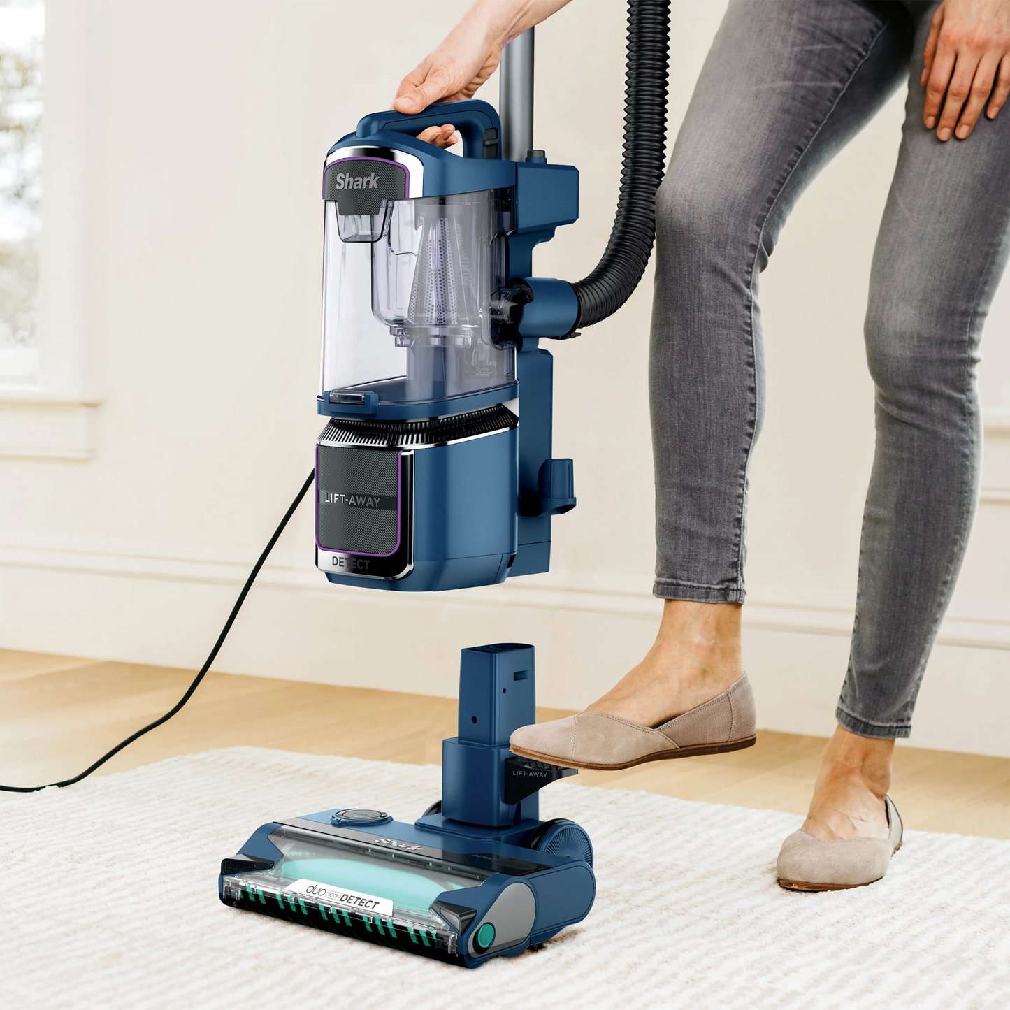 Shark Detec Performance Upright Vacuum with Duoclean