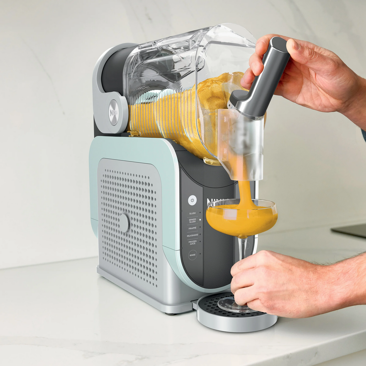 Ninja Slushi Professional Frozen Drink Maker